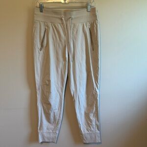 Athleta Trekkie North Joggers, 6P